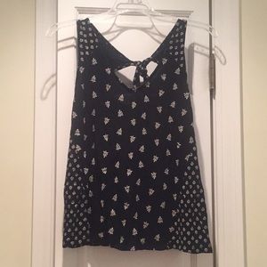 Old Navy Tank Top Size Small Color: Black